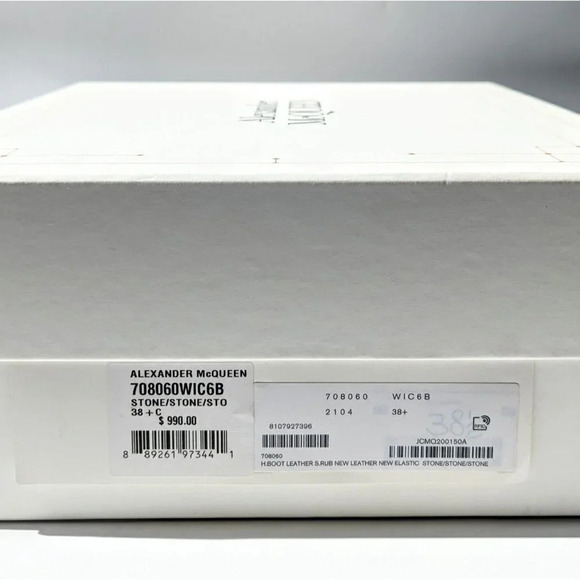 Alexander McQueen Women's Leather Chelsea Boots Size 38.5 C (MSRP $990) - Picture 12 of 12